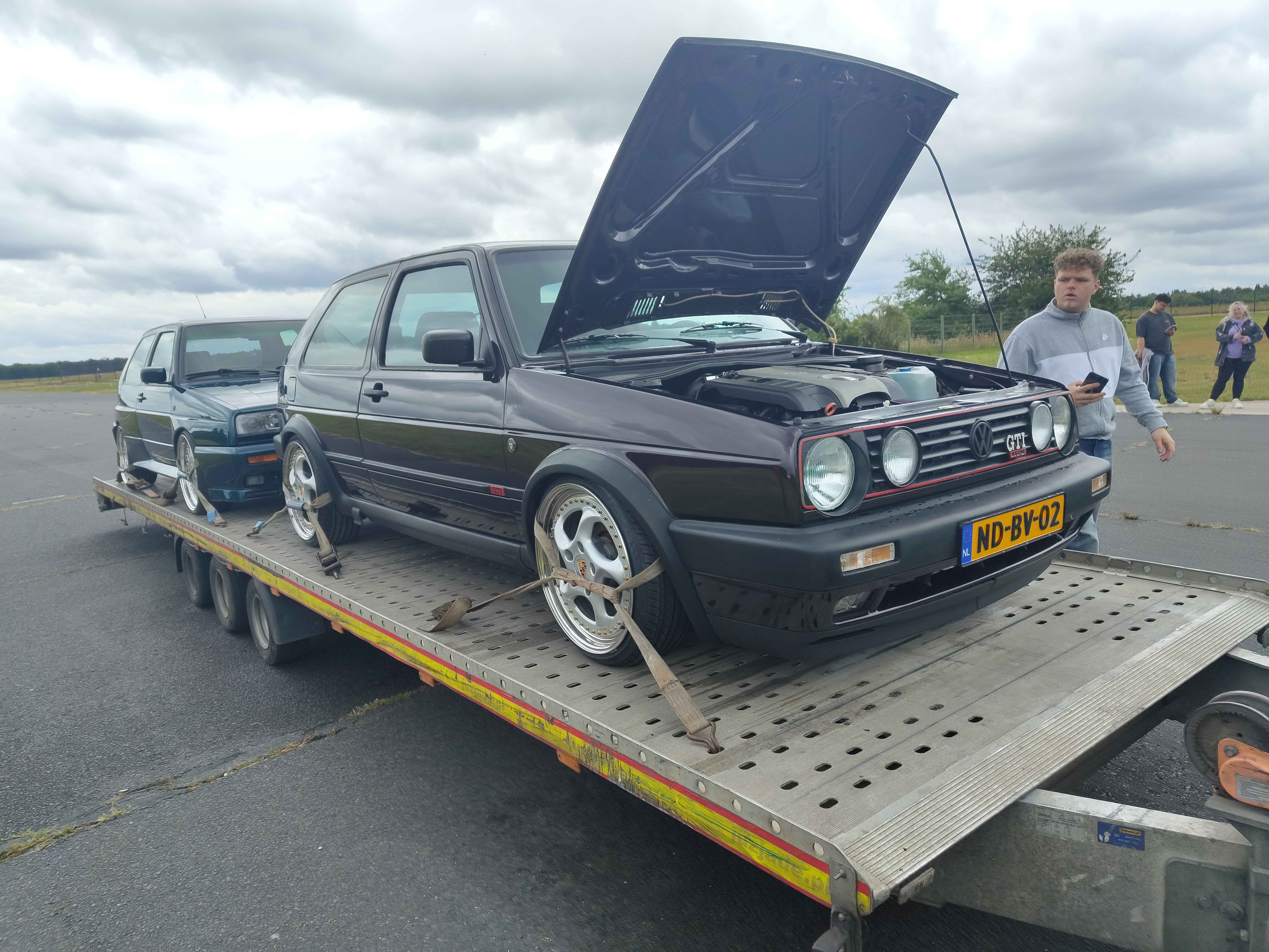 a car immage is supposed to be here