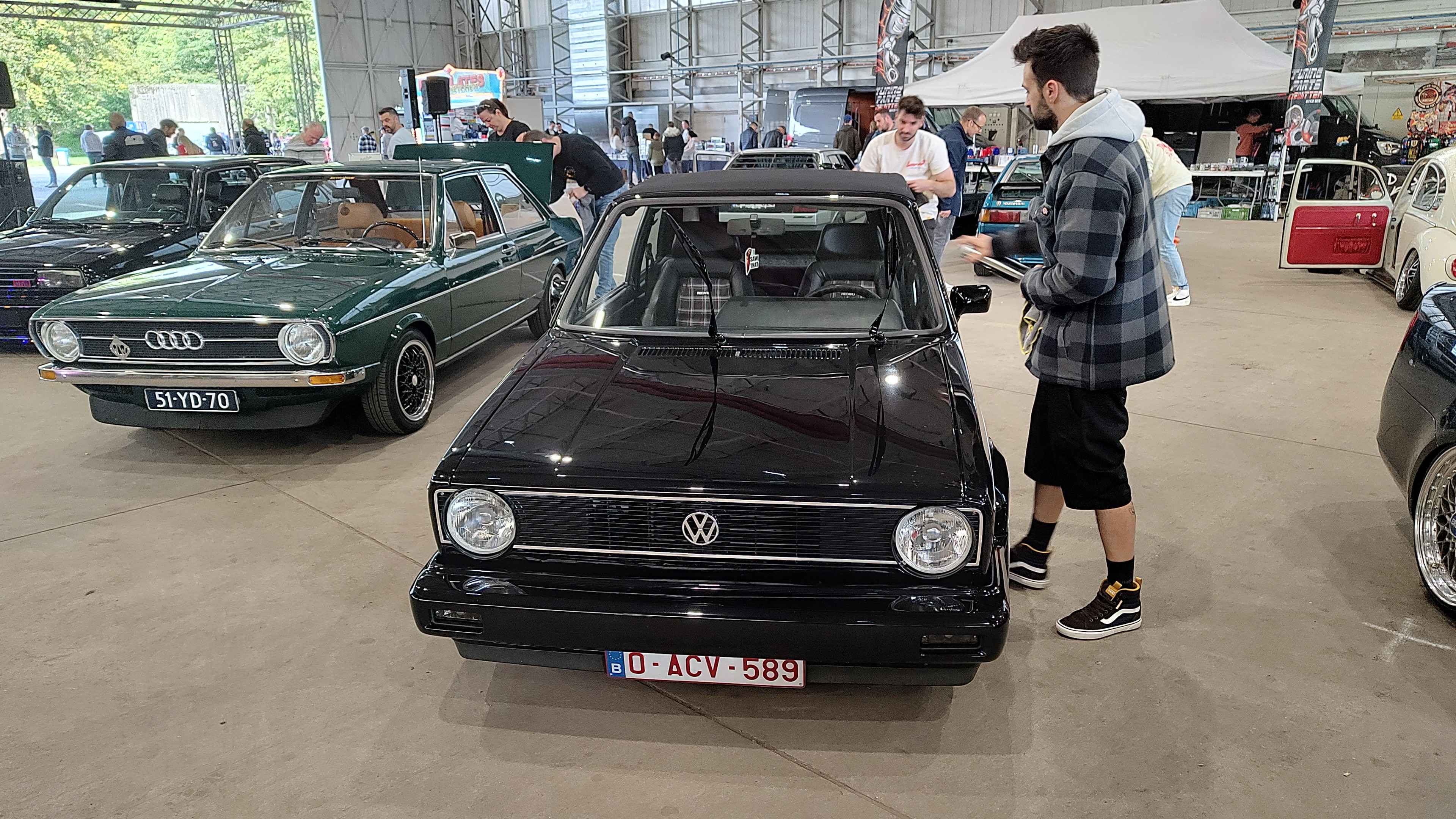 a car image is supposed to be here