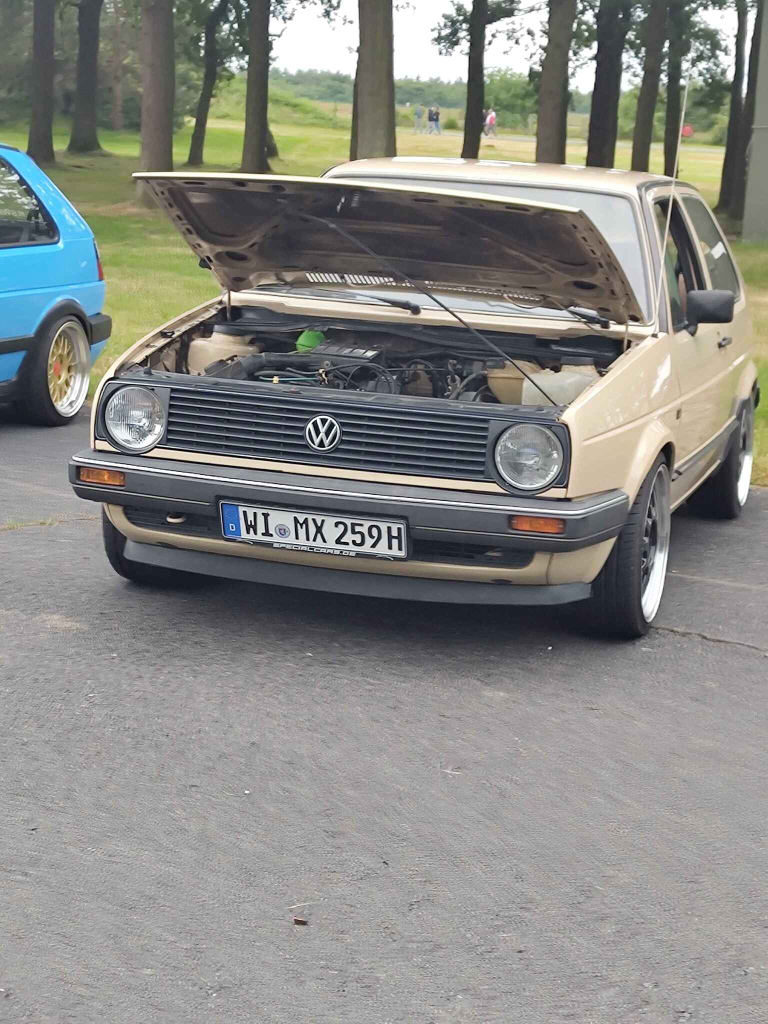 a car image is supposed to be here