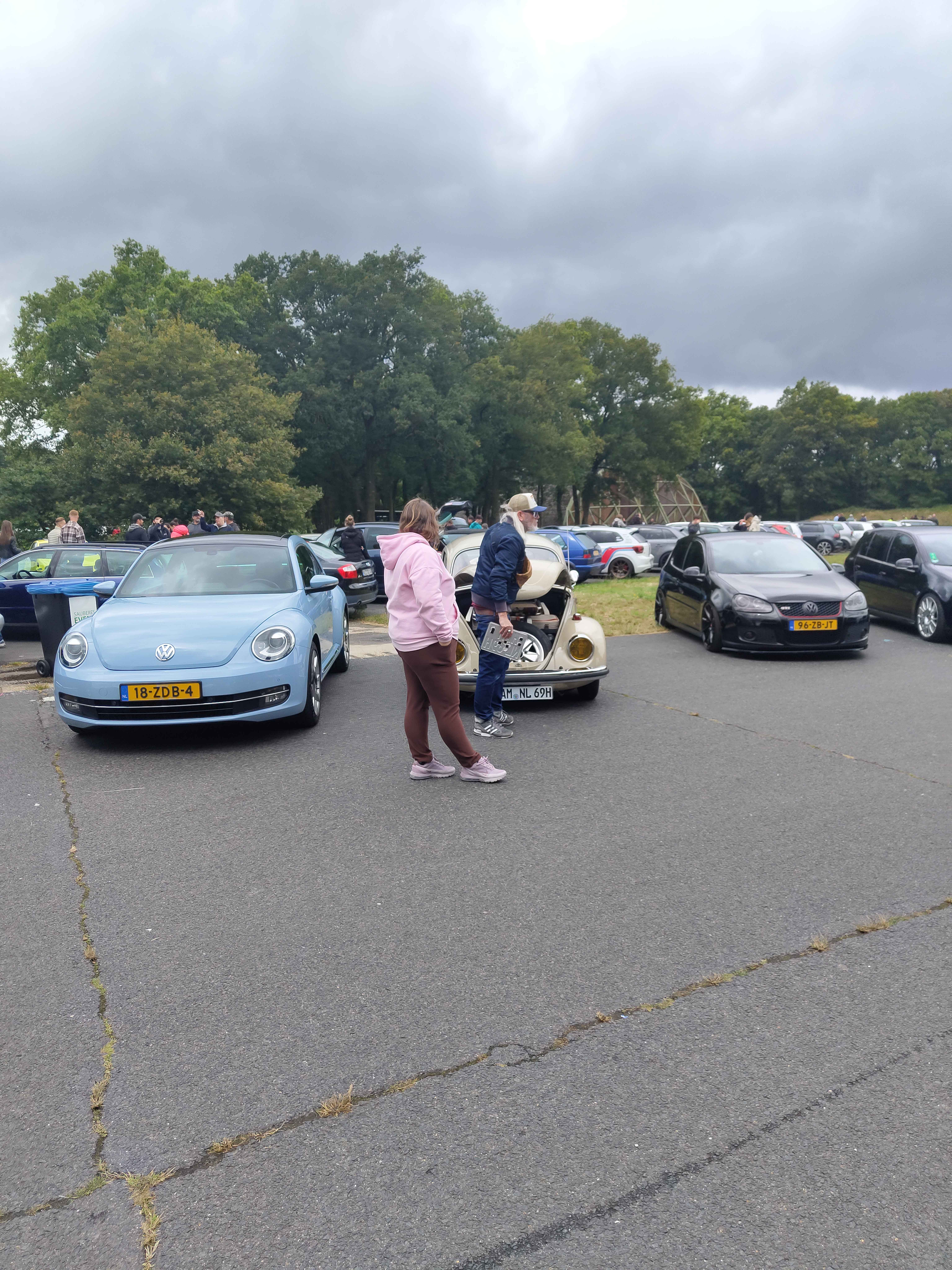 a car immage is supposed to be here