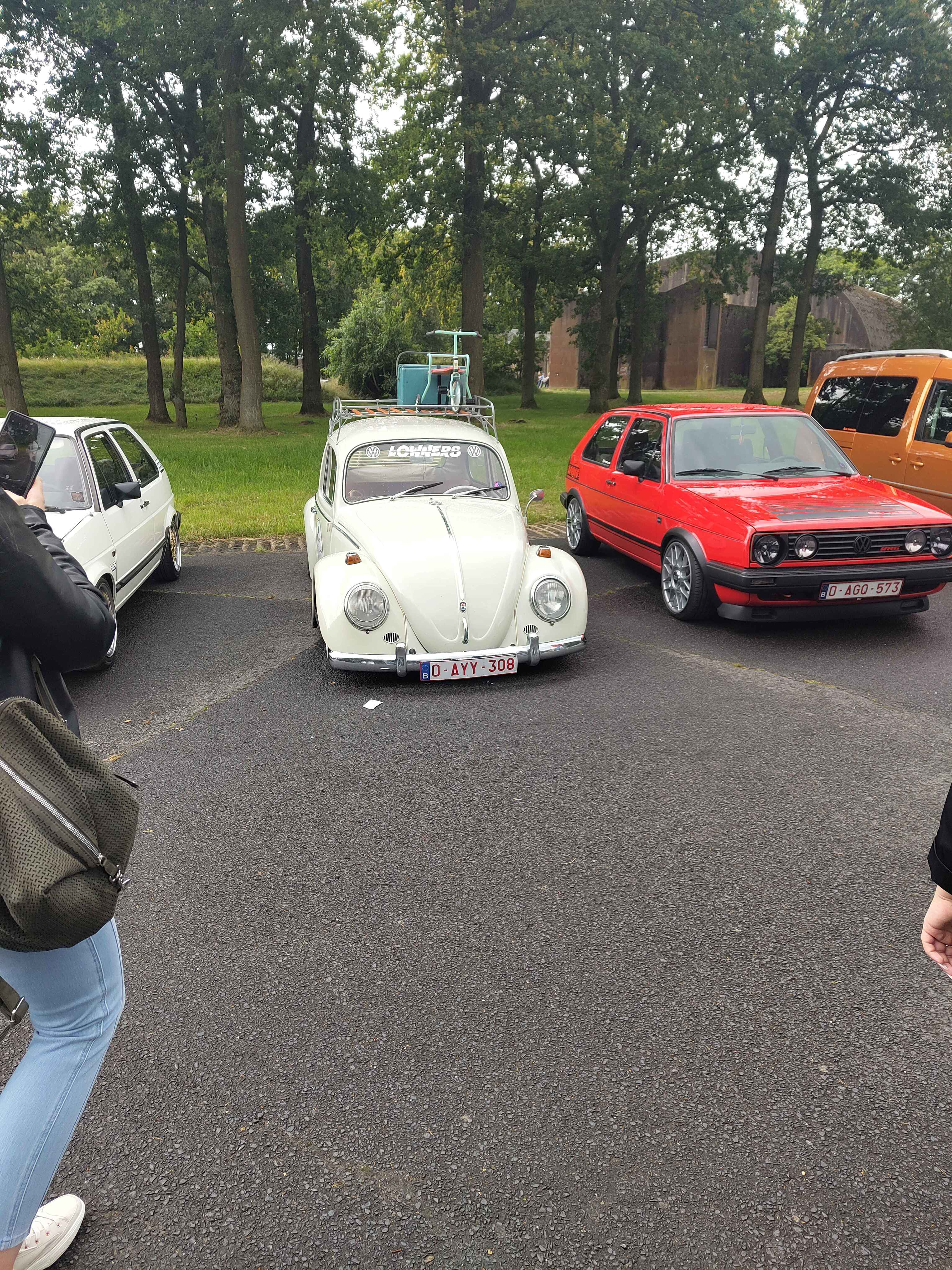 a car image is supposed to be here