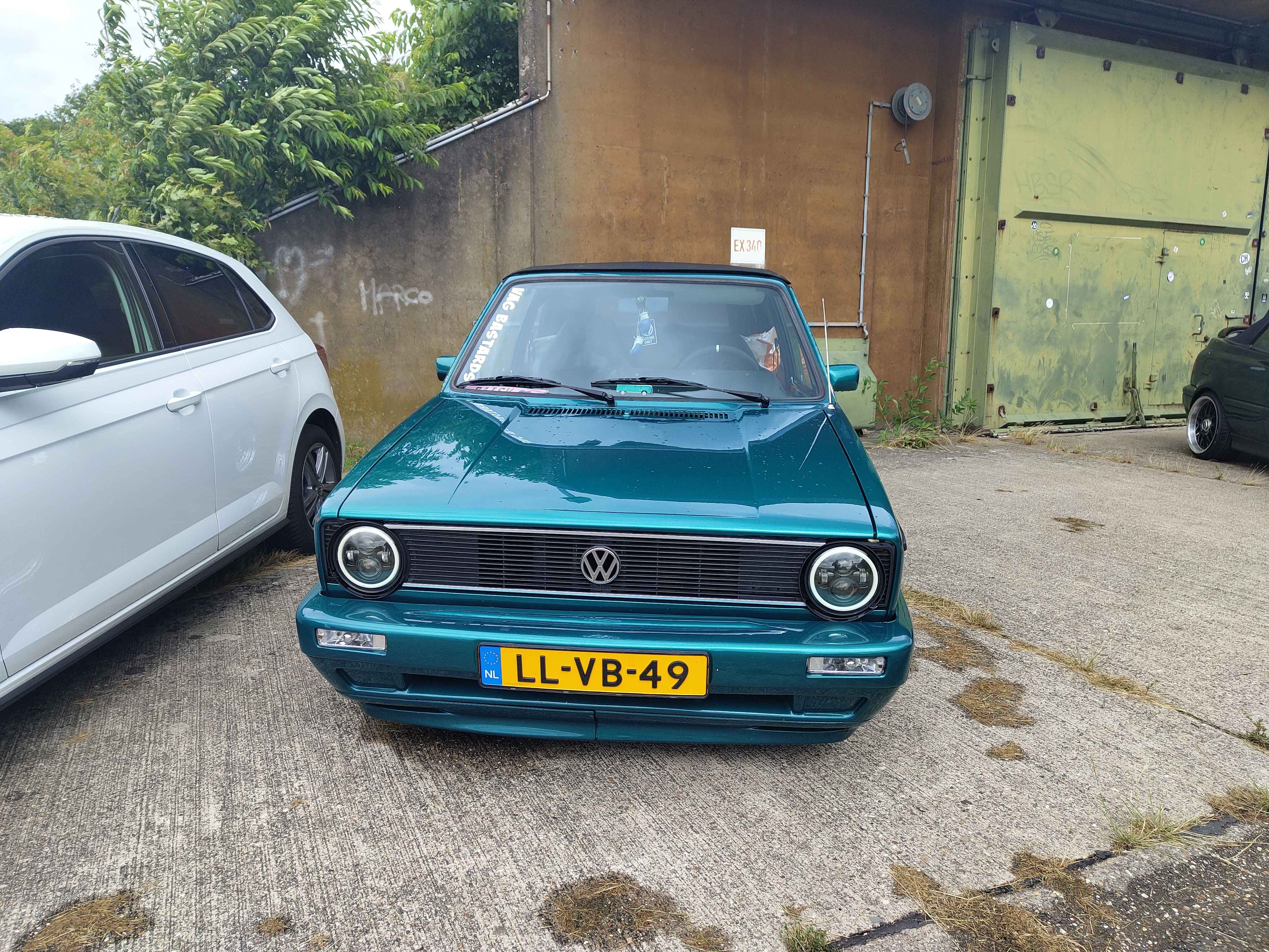 a car image is supposed to be here