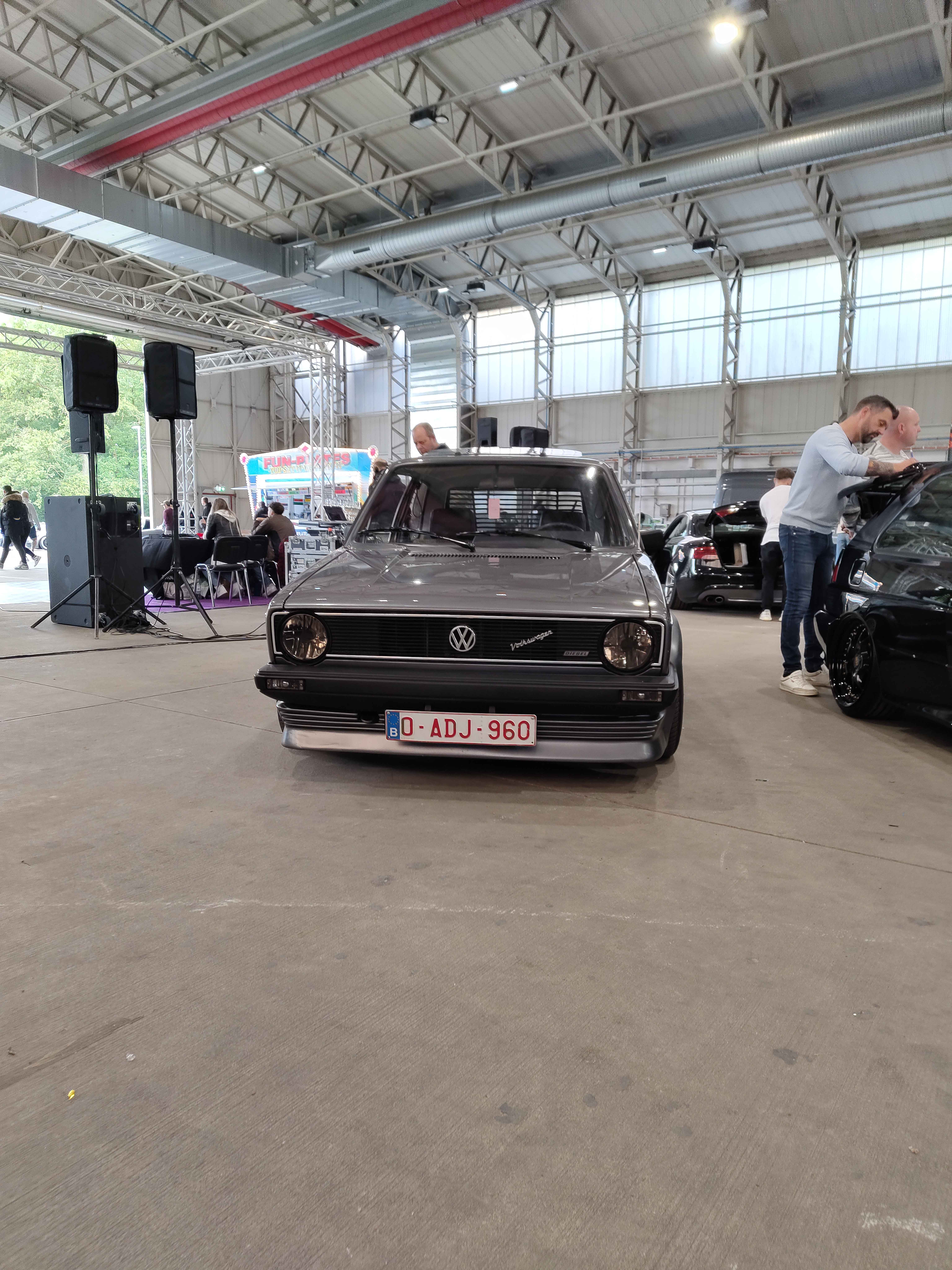 a car immage is supposed to be here